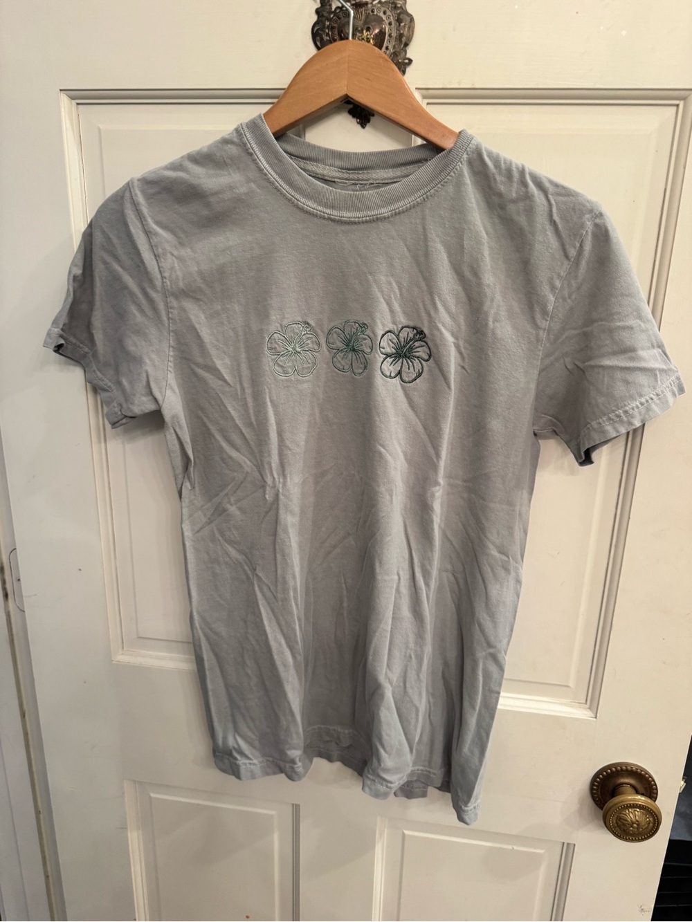 Light Gray Short Sleeve Tee with Trio Floral Embroidery - Women's